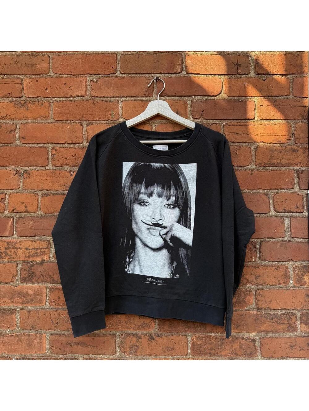 Rihanna life is a joke eleven eleven crewneck sweatshirt L